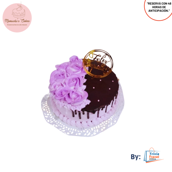 Pastel Chocolate con Merengue morado